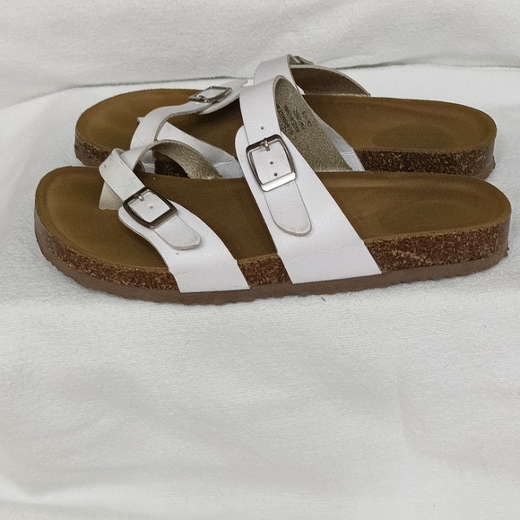 Madden girl size 3 - Picture 2 of 5